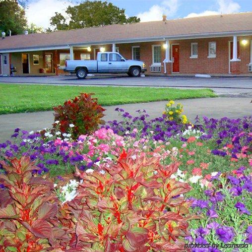 Eldon Inn Exterior photo